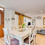 Apartment Violeta